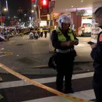 VIDEO Brutalny utok nozom v metre Muz zabil troch ludi