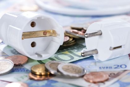 Zasadna zmena v uctoch za elektrinu menej spotreby menej platieb