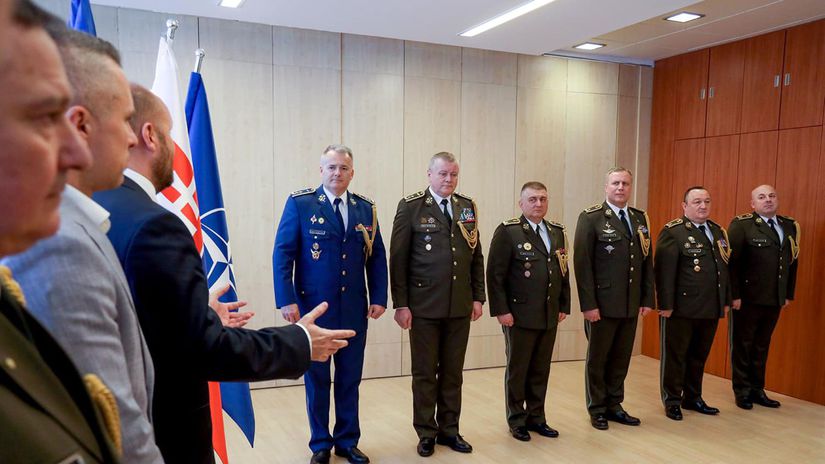 Armada oznamila smutnu spravu Zomrel respektovany general s ludskym pristupom