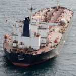 Bludny Holandan Rusi ziadaju Americanov aby prestali nahanat tanker