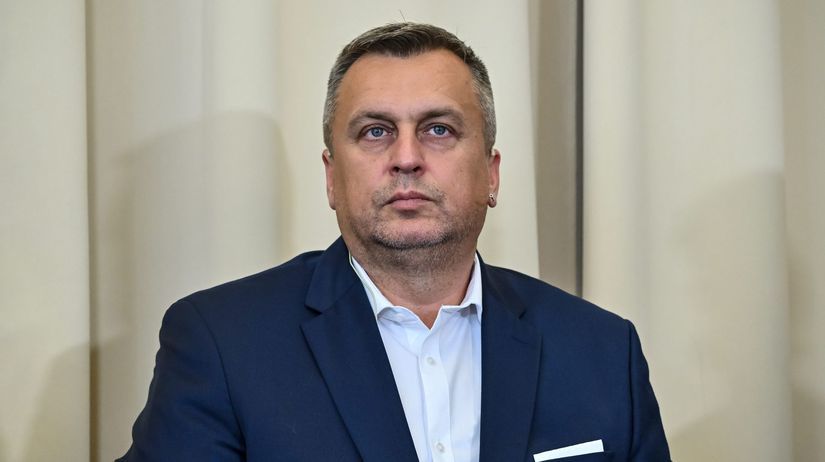 Danko kritizuje Fica Je vystraseny z rozhovoru s Trumpom dohodu o jadre podpisal unahlene a teraz hlada unik vo Francuzsku