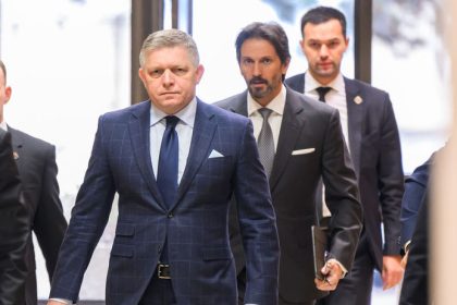 Fico spochybnil klucoveho svedka v niekolkych trestnych konaniach Tvrdi ze kajucnici by povedali cokolvek