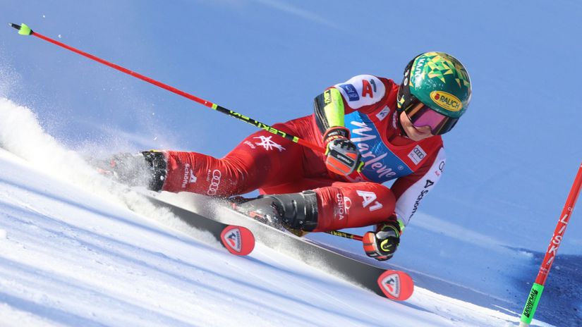 Kralovna obrakov opat zasiahla Shiffrinovej uslo podium o 11 stotin uspesny navrat Brignoneovej
