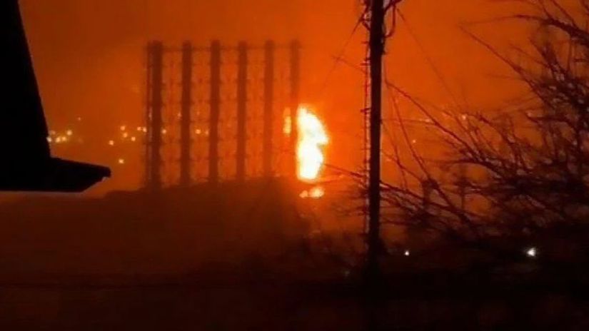 ONLINE Ukrajinci zasiahli rusku rafinriu na pobrezi Cierneho mora Putin nariadil rozsirit naraznikove zony na Ukrajine