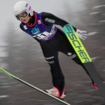 Pred skokmi sa radsej skryla u susedov Cinanky naucila hrat zolika Kapustikovu nezastavili ani zlomene nohy