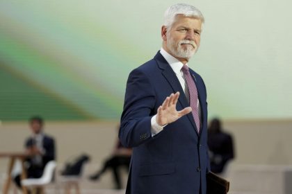 Prezident Pavel Trumpov styl je ako arabsky bazar prinutil Europu konat