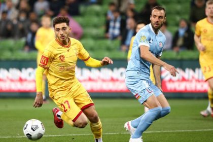 Priznal homosexualitu vyhodili ho Futbalista obvinil klub z homofobie
