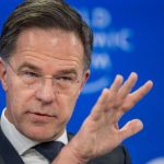 Sef NATO reagoval na Trumpov skandalozny vyrok Europa by pri aktivacii clanku 5 prisla na pomoc