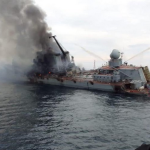 Sudna bomba z Ruska organy oficialne priznali utok na kriznik Moskva odhalili pocty mrtvych namornikov Padol najtvrdsi trest