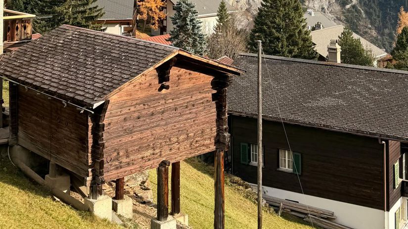 Takmer vertikalna jazda Murren kde auta nemaju sancu