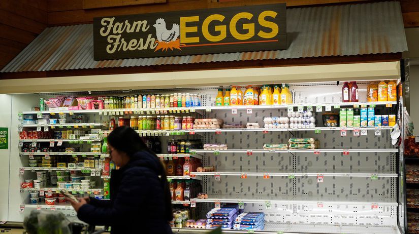 VIDEO iadne vajcia iadne maslo Americania vypradnuju obchody snehova burka ohrozi 185 milionov ludi