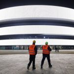 Vitajte v Taliansku Olympijska hala Je to taka fuserina pre hviezdy NHL to bude sialene znie z Milana