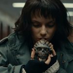 Aztecka pistala smrti ako nastroj zla do kin prichadza horor Piskot