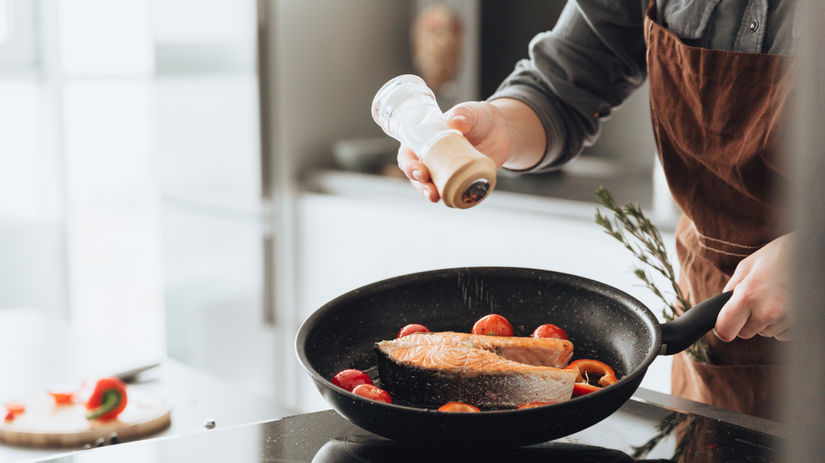 Bezny zlozvyk moze skracovat zivot az o 2 roky Vedci ho spajuju s vysokym krvnym tlakom a predcasnou smrtou