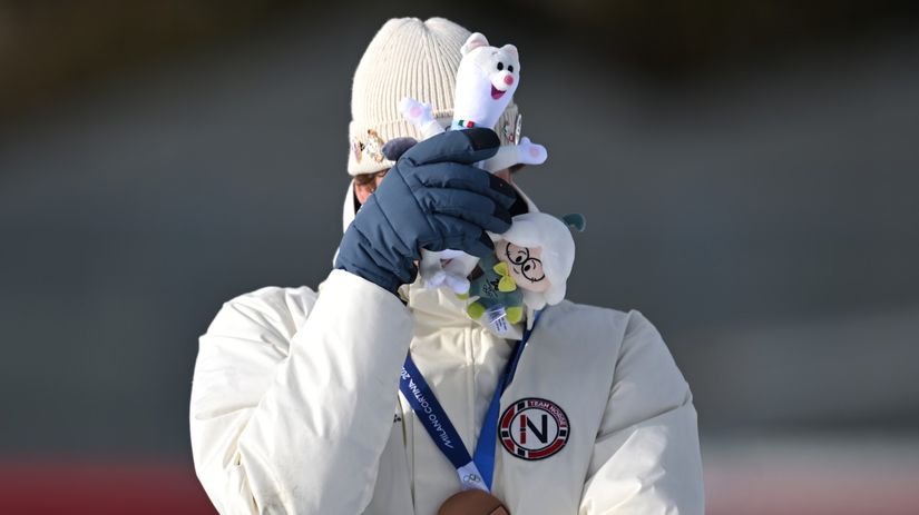 Co sa to dieje Hviezdny biatlonista po zisku medaily placom vyjadril nestastie Ked v priamom prenose prehovoril do kamery Norsko stuhlo