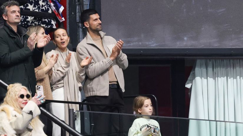 Co to robi Po tom co predviedol Malinin sa chytal za hlavu aj Djokovic jeho manzelka zasla s otvorenymi ustami