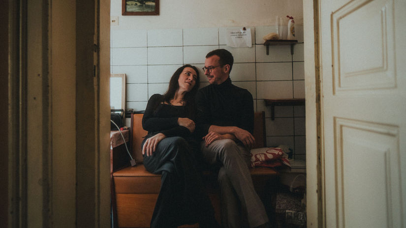 Katka Koscova a Daniel Spiner uvedzaju videoklip k piesni Vojna je z albumu Krehkost