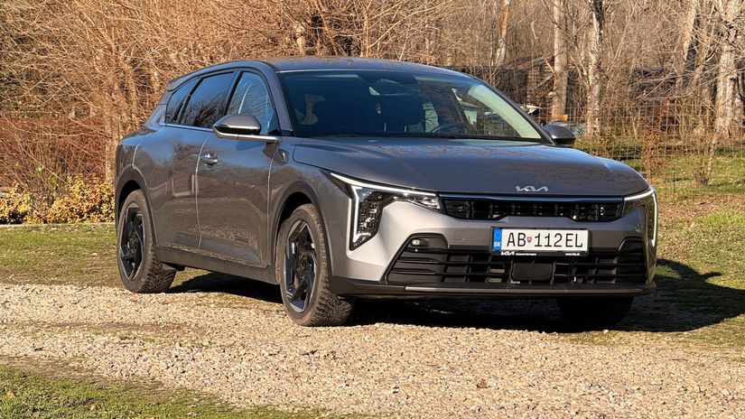 Kia K4 1 6 T GDi vyskusali sme nasledovnika Ceedu Aky je