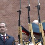 Koniec jadrovej dohody s USA Medvedev Hodiny sudneho dna tikaju