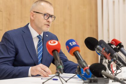Krajskaprokuratura sa vyjadnila k darovaniu vojenskej techniky Ukrajine