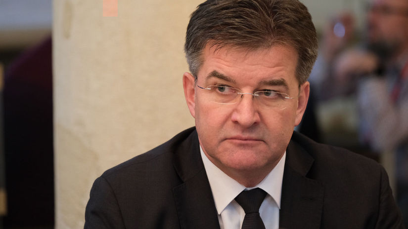 Lajcak konci ako poradca premier Fico prijal jeho rezignaciu