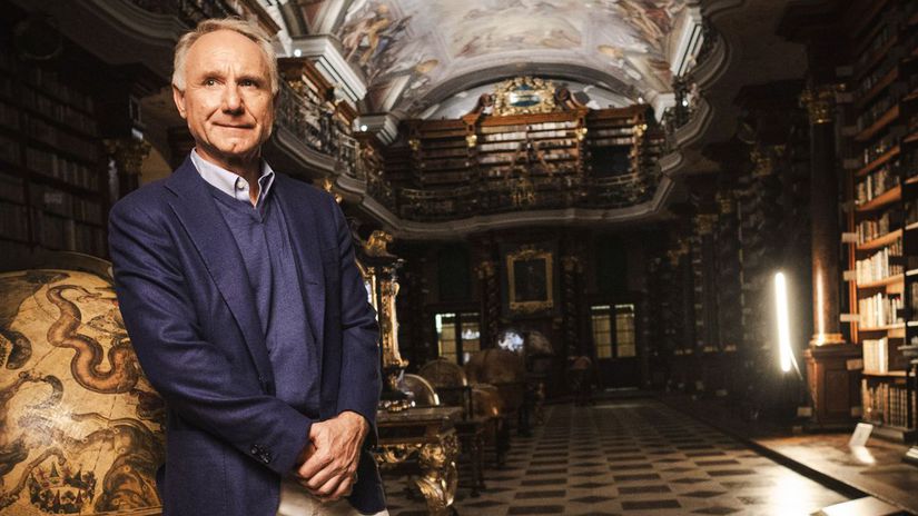 Netflix nataca posledne tajomstvo Dana Browna Co objavite ked sa vyberiete po jeho stopach v Prahe Aj pribeh prostitutky Tonky Sibenice