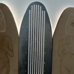 Oltar z zehliacej dosky a saty usite z kosiel a podprseniek najdete v Danubiane a mnohe dalsie