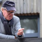 Poplach u susedov Epstein aktivne komunikoval aj so slavnym Poliakom