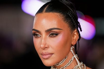 Uz nie je sama Kim Kardashian zbalila legendu F1 Poznaj u sa roky ale vzdy im niekto stal v ceste dnes uz nie