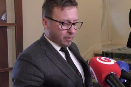 VIDEO Kotlar sa docakal Na vlade predstavil svoje vysledky a zistenia