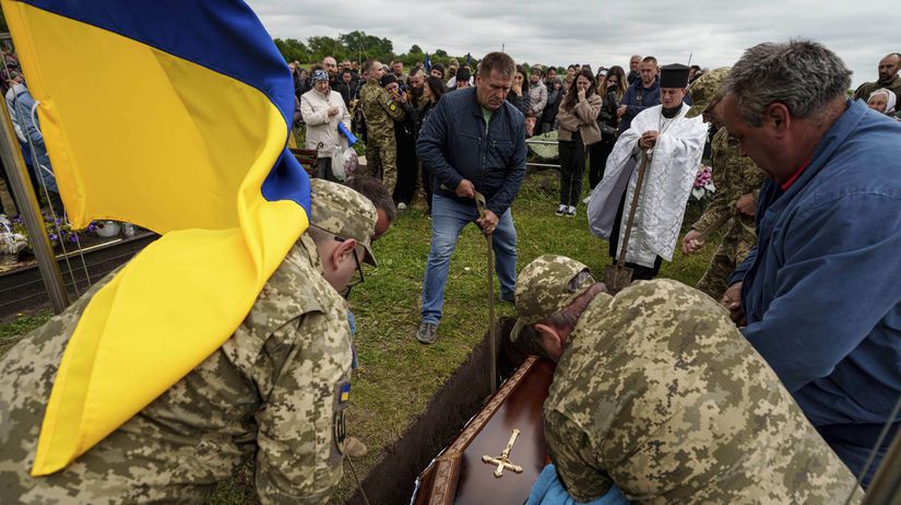Zivy v hrobe nazive Co sa stane s peniazmi ktore stat poskytol rodine ukrajinskeho vojaka omylom oznaceneho za mrtveho