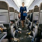 Cistota ako novy luxus Europske letecke spolocnosti setria a planuju ponukat ekonomicku triedu s omrvinkami spinavymi toaletami a plnymi kosmi