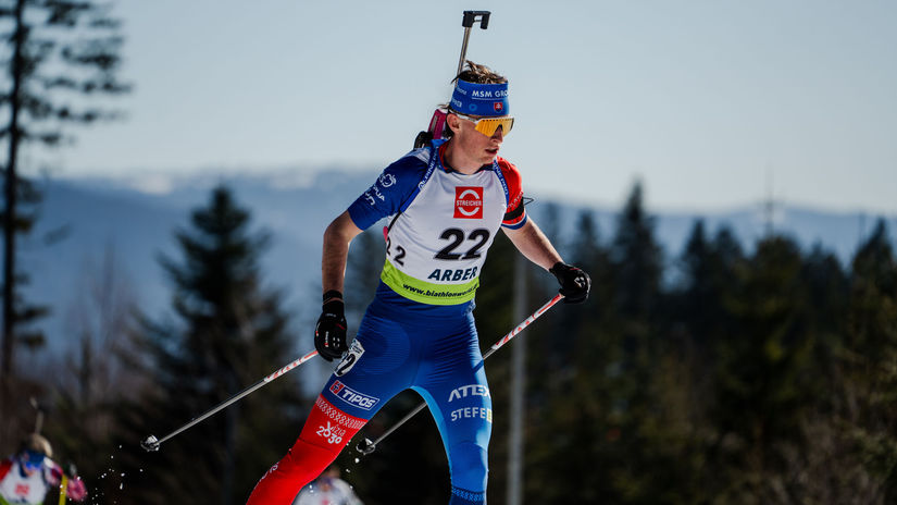 Dalsia skvela sprava pre domacu biatlon Mlady Slovak sa stal majstrom sveta v olympijskej discipline