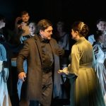 Daniel Capkovi Do namysleneho Onegina by sa Ta asi nezamilovala Preo mal spevk pri Oneginovi aie postavenie ako jeho kolegovia