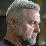 Gasparovi prekazaju farmaceuticke firmy prizivujuce sa na zdravotnictve Navrhuje zosnatenie niektorych sluzieb