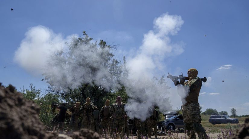 General Komarenko hlasi velky uspech Ukrajincom sa podarilo vytlacil Rusov z Dnepropetrovskej oblasti