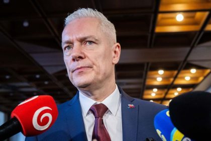 Je za tim Zurian a Estok tvrdi Ferencak Inspekcia Poslanec sa nas snazi znevazovat