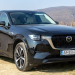 Mazda CX 60 japonske BMW X3 sokuje naftovym sestvalcom a nizkou spotrebu
