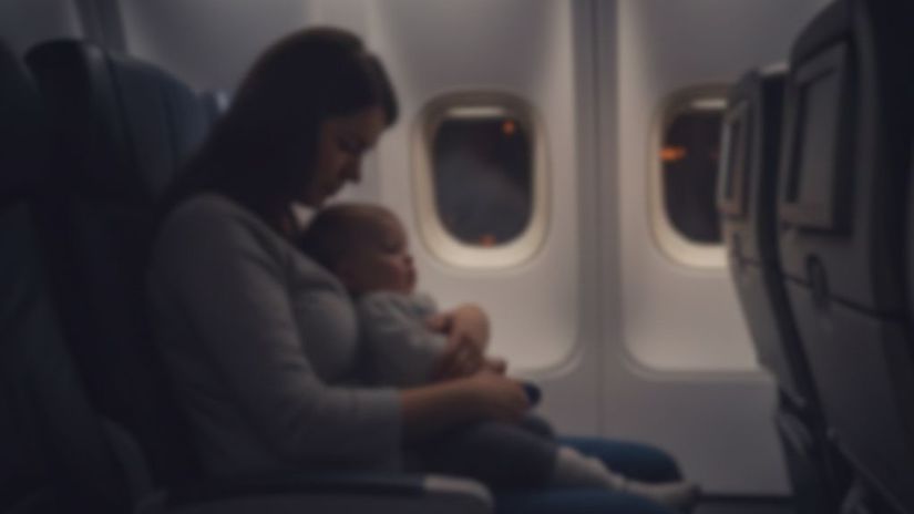Na palube lietadla smerujuceho do Pariza zhasol zivot dojcata Cestovalo za liecbu