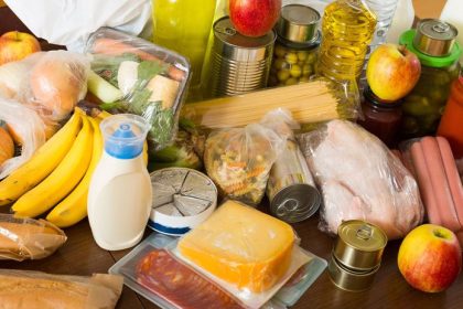 Nebezpecne potraviny zaplavujuca trh sposobuju salmonelu listeriozu a obsahuju bakterie Ecoli konzumacia moze byt smrtelna