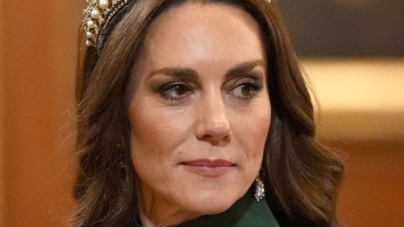 Princezna Kate vytiahla Dianinu korunu a zaziarila v zelenej robe no Camilla 78 vsetkym ohromila dych