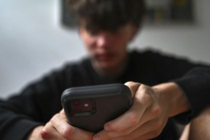 Rakusko pritvrdzuje detom do 14 rokov zakaze socialne media skoly caka velka zmena