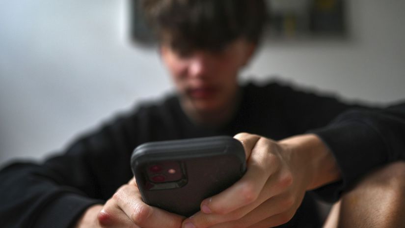 Rakusko pritvrdzuje detom do 14 rokov zakaze socialne media skoly caka velka zmena