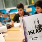 Ramadan je tu vyhod chlieb do kosa Moslimsky post rozdelil ziakov na nemeckej skole