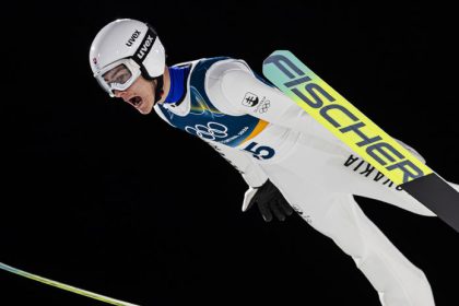 Slovensky skokan na lyziach pokracuje vo vynikajucich vykonoch Na pretekoch Svetoveho pohara opat dosiahol skvele umiestnenie