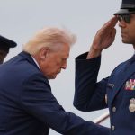 Trump hovori o produktivnych rozhovoroch s Iranom a odklada utoky Teheran o nicom nevie