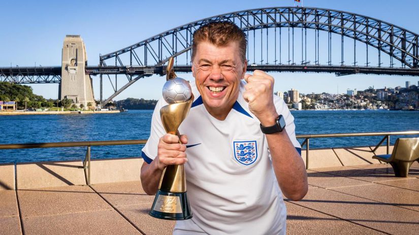 radikalny krok odvanej fanusika duchodca predava dom aby sa dostal na ms vo futbale