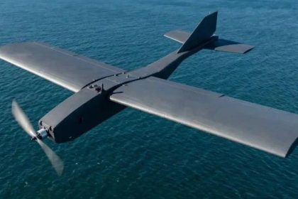 Drevena revolucia z Tokia Japonsky dron za cenu smartfonu meni pravidla modernej obrany