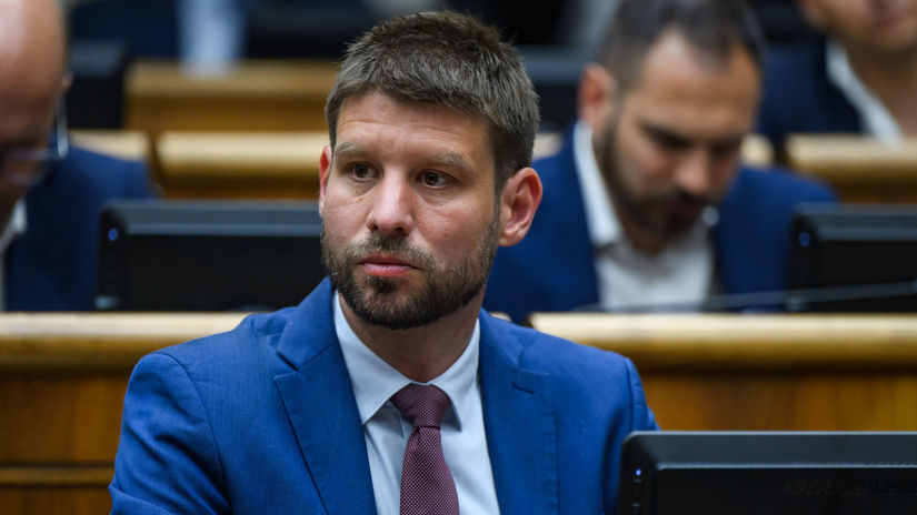 Kollar sluboval 25 tisic bytov PS ich chce po volbach este viac Hovoria o bytovej nudzi a 100 percentnych hypotekach