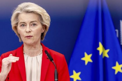 Miliony v ohrozeni Von der Leyenova odhalila straty za zablokovany Hormuzsky prieliv a predlozila plan zachrany
